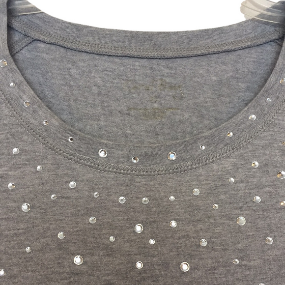 Gray Women's Top with Sparkle Accents Used 1X - Picture 2 of 14